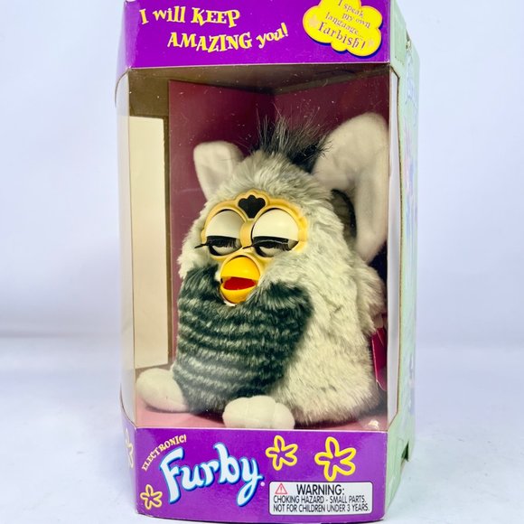 Furby Vintage‎ 1999 Raccoon Silver Gray Stripe - Brown Eyes - Factory Sealed Box - Picture 2 of 10